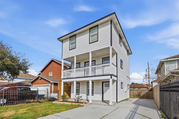 $2,500 | 9026 McGallion Road, Houston, TX 77022