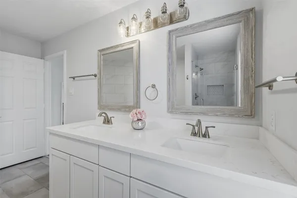 $2,500 | 9026 McGallion Road, Houston, TX 77022