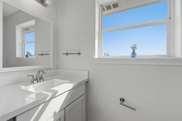 $2,500 | 9026 McGallion Road, Houston, TX 77022