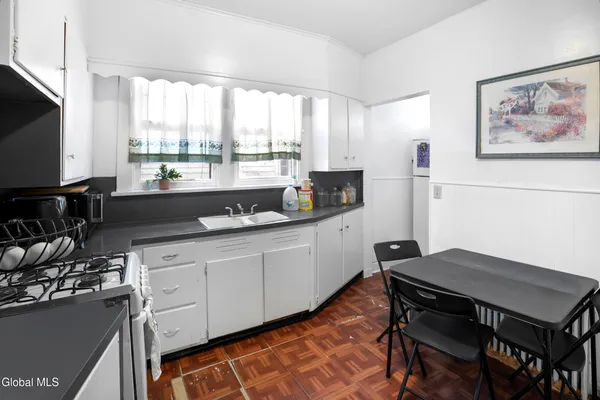 $299,000 | 244 Morris Street, Albany, NY 12208