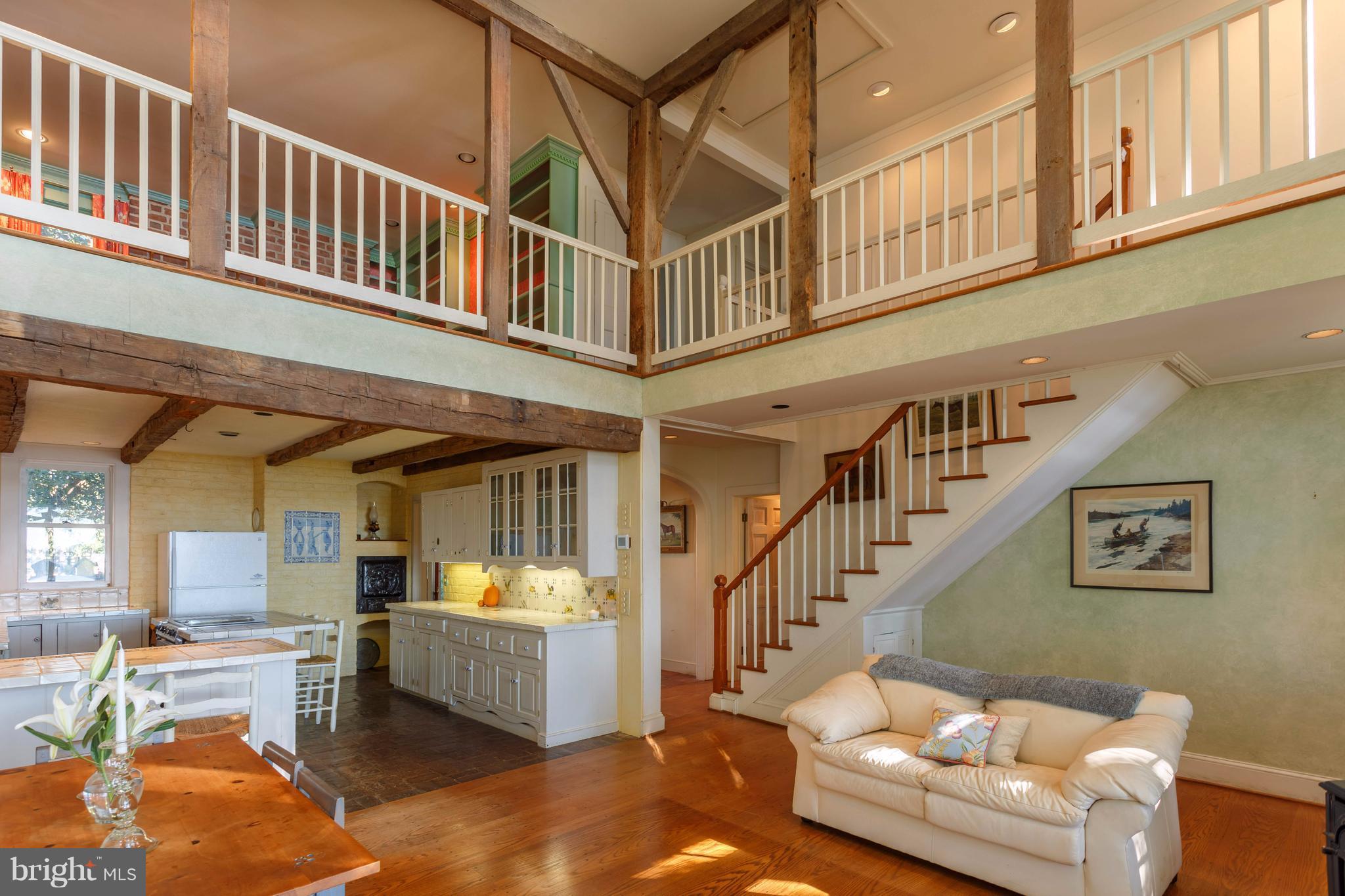 27491 Morgnec Road Chestertown, MD 21620 - Photo 7 of 23 Great Room with 2 story overlook