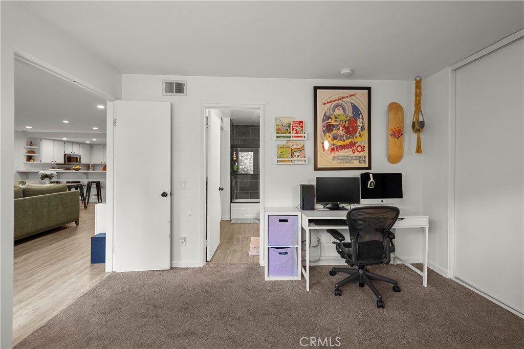 24837 Apple Street, Unit B Newhall, CA 91321 - Photo 13 of 35