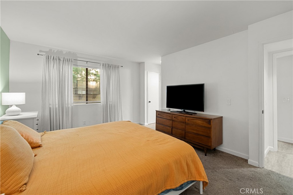 24837 Apple Street, Unit B Newhall, CA 91321 - Photo 21 of 35