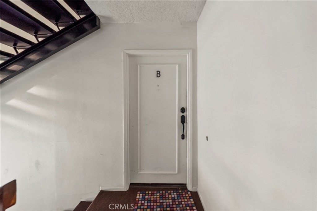 24837 Apple Street, Unit B Newhall, CA 91321 - Photo 28 of 35