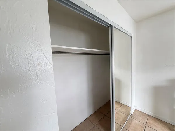 $1,400 | 411 North Halifax Avenue, Unit 200, Daytona Beach, FL 32118