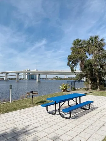 $1,400 | 411 North Halifax Avenue, Unit 200, Daytona Beach, FL 32118