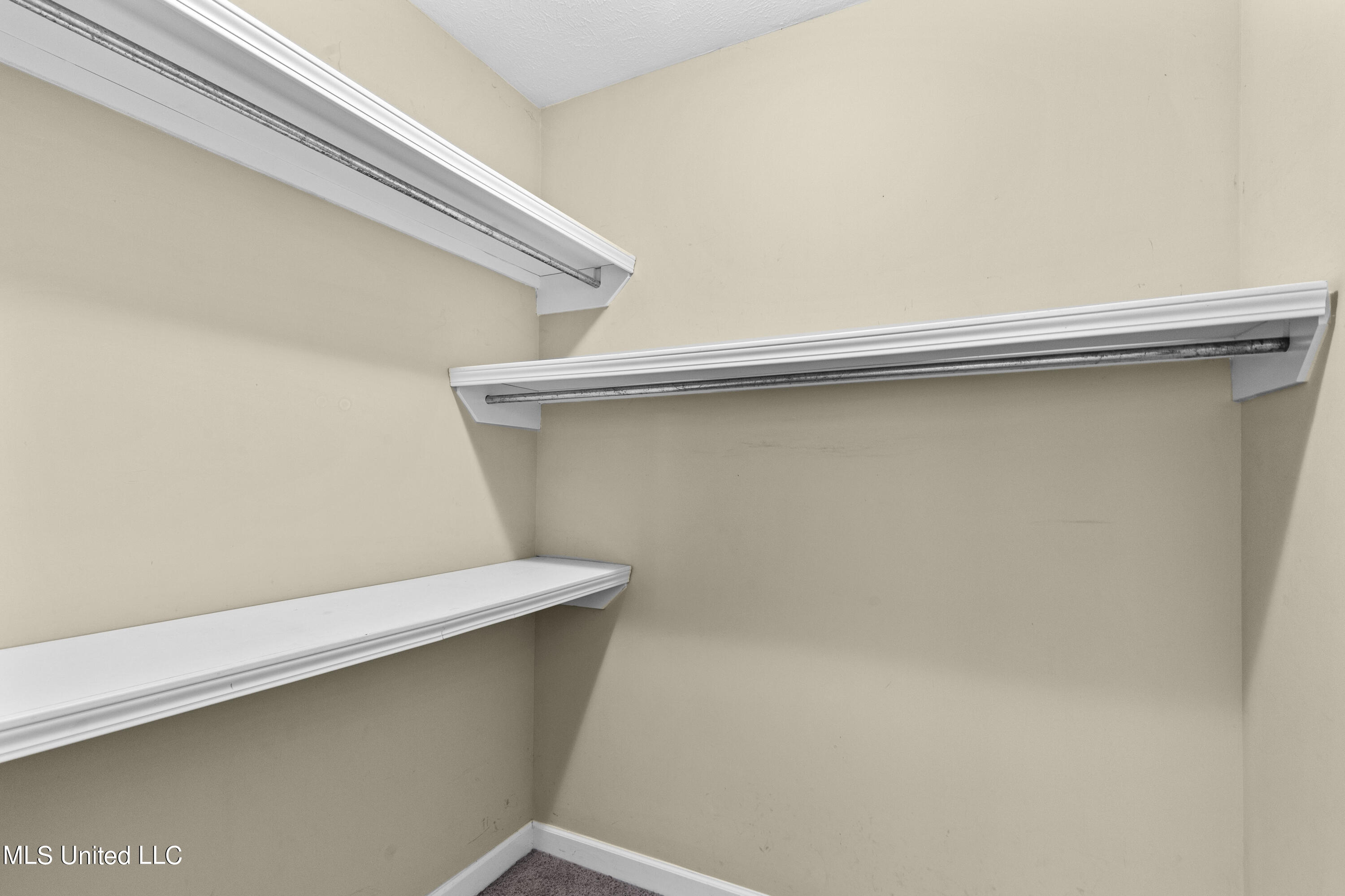 217 Calhoun Drive Madison, MS 39110 - Photo 27 of 41 217 Calhoun-30