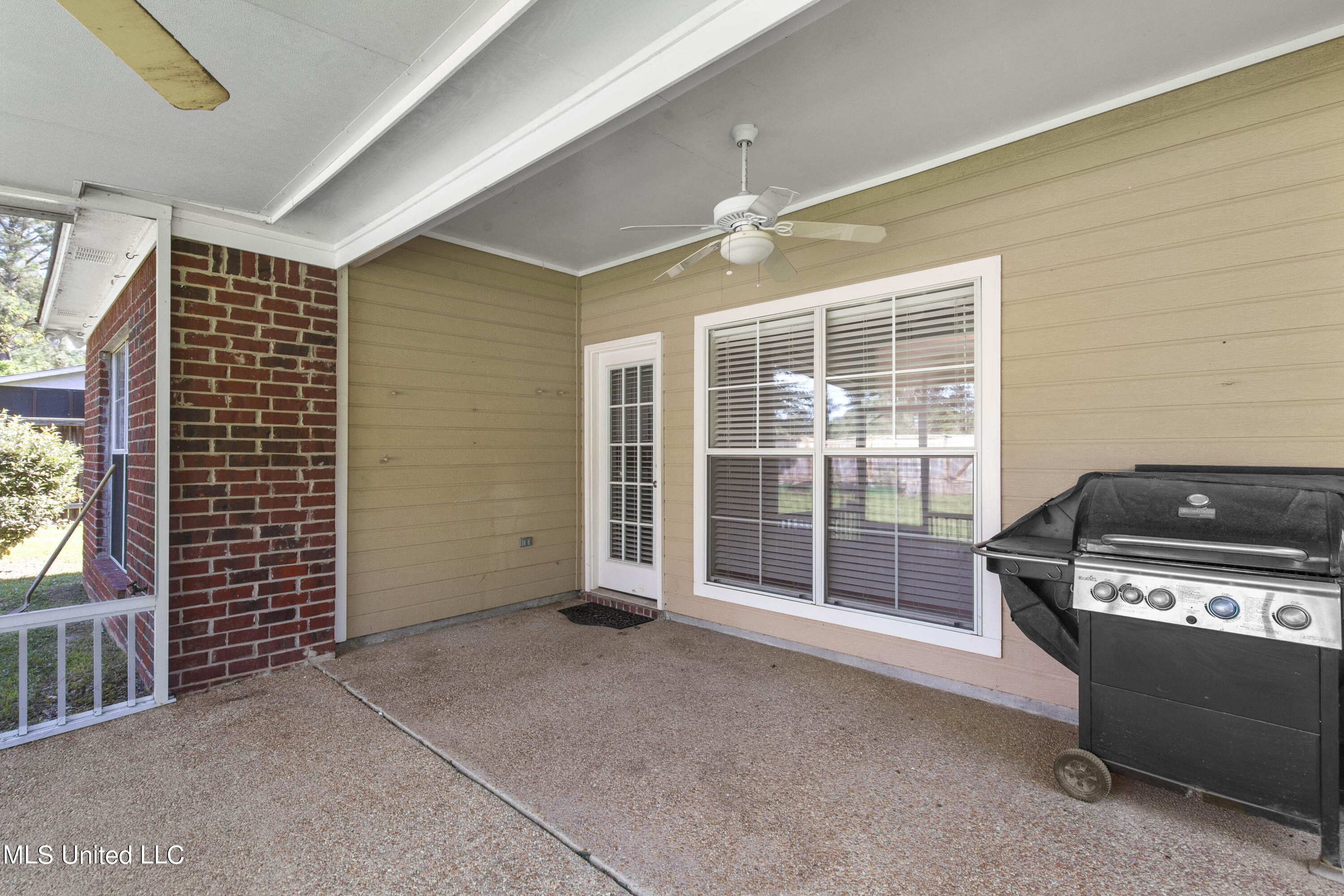 217 Calhoun Drive Madison, MS 39110 - Photo 28 of 41 217 Calhoun-31