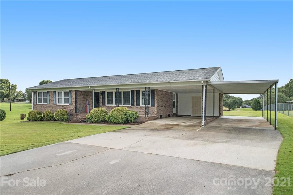 873 Farmbrook Road Lancaster, SC 29720 - Photo 2 of 30 Gallery Image 2
