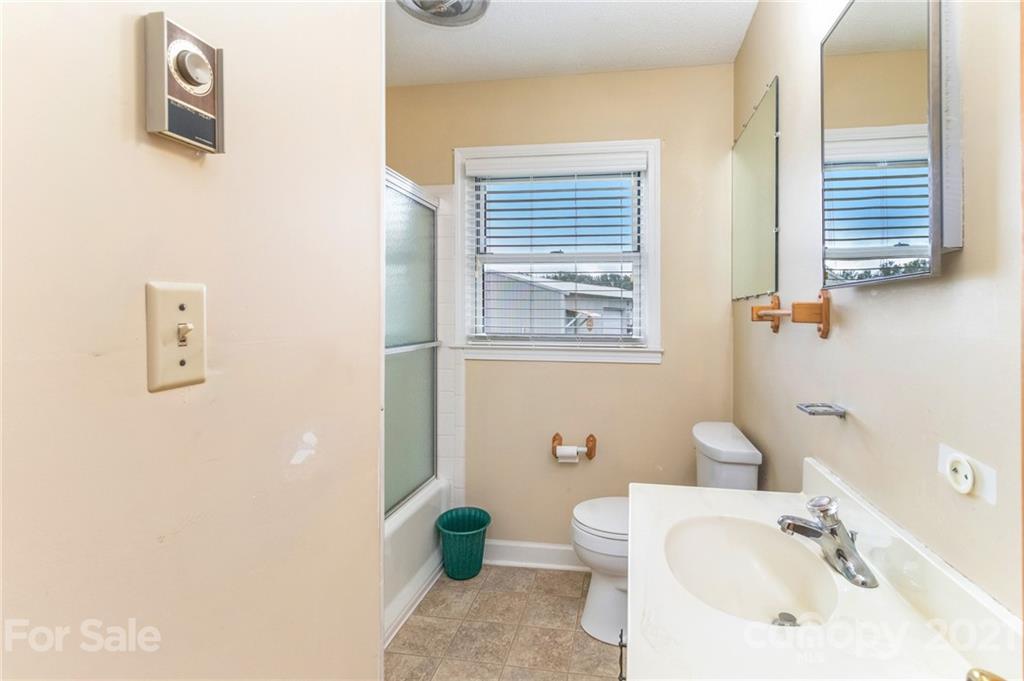 873 Farmbrook Road Lancaster, SC 29720 - Photo 21 of 30 Gallery Image 21