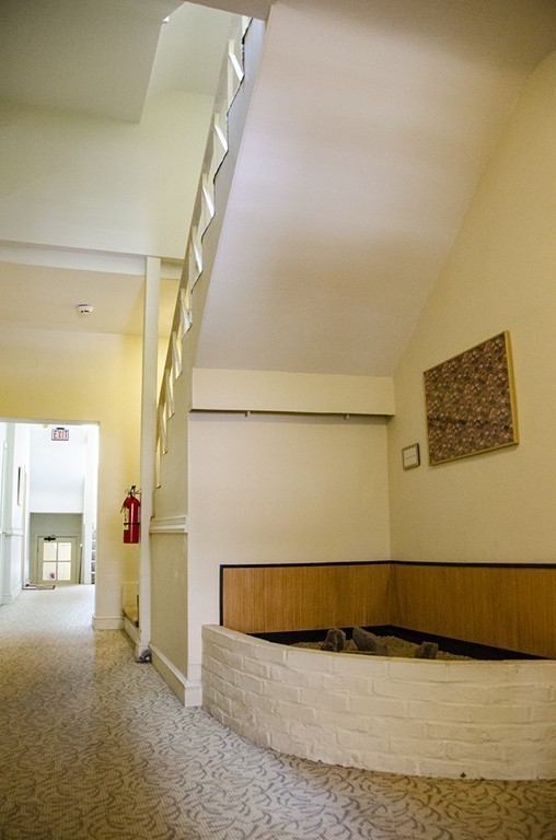 15 Ellery Street, Unit 11 Cambridge, MA 02138 - Photo 8 of 10 a view of a interior of the house