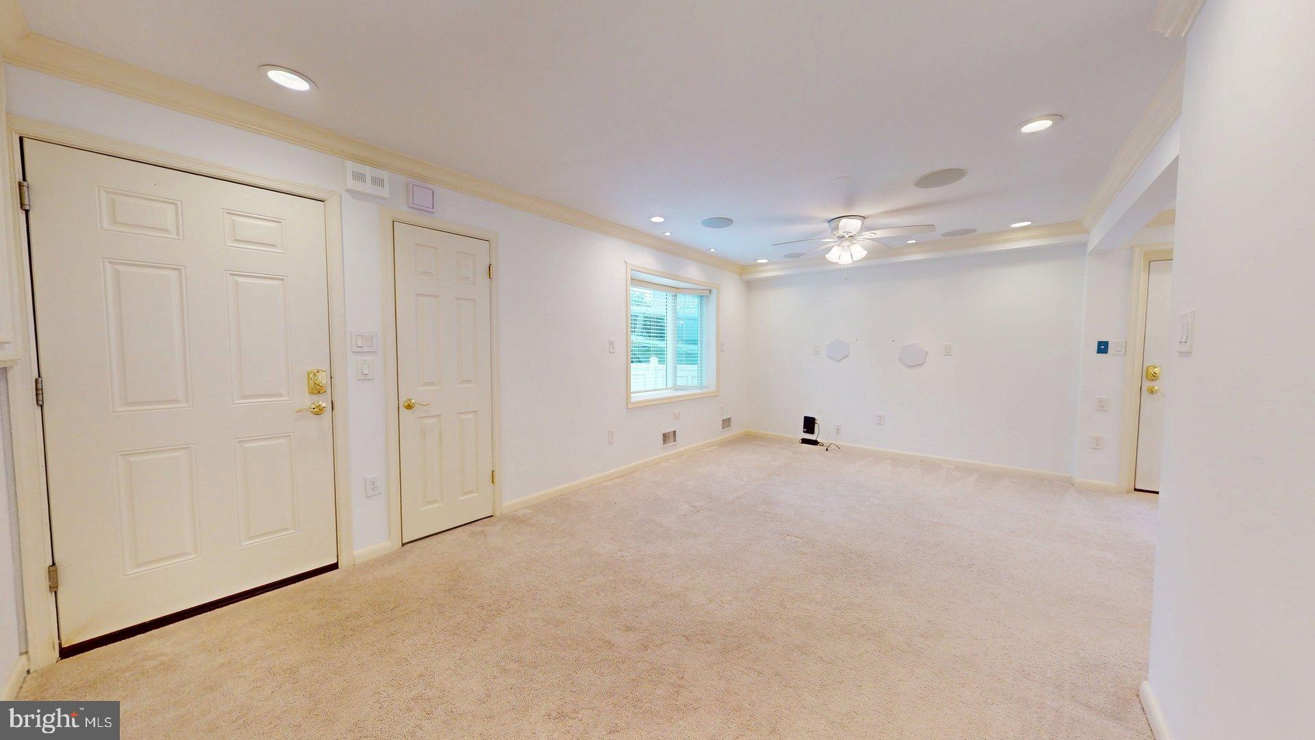 4145 21st Road North, Unit B Arlington, VA 22207 - Photo 3 of 29 a view of an empty room