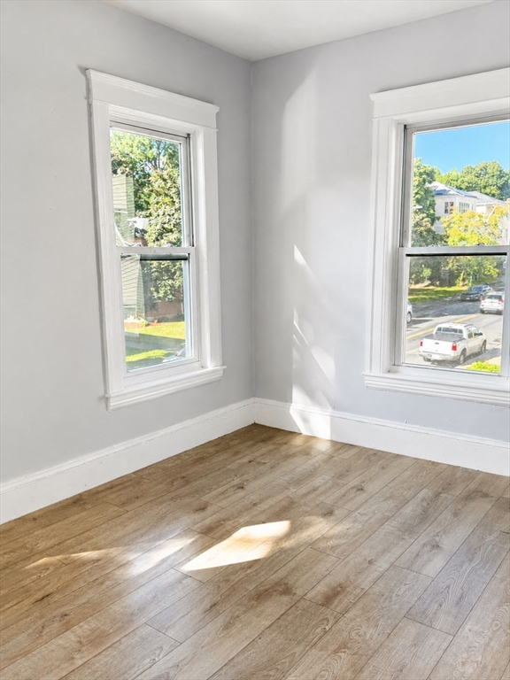 143 Dorcester Worcester, MA 01604 - Photo 8 of 13