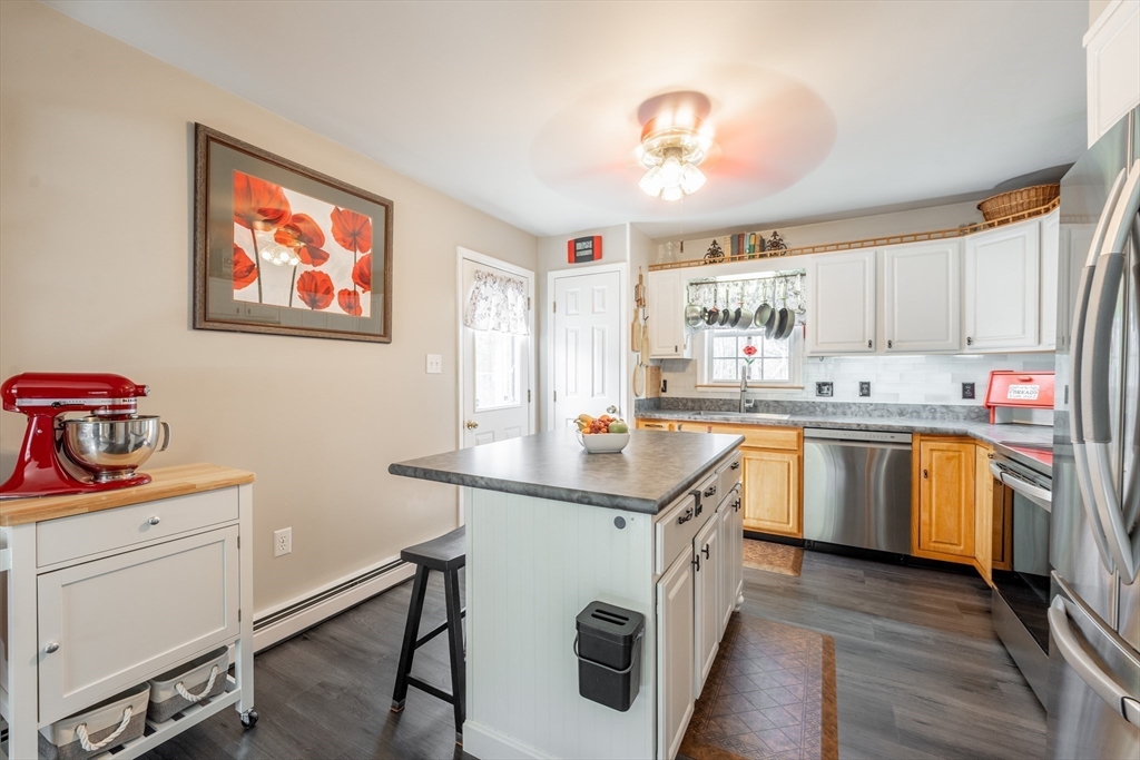 54 Mountain Road Erving, MA 01344 - Photo 7 of 35 Gallery Image 7