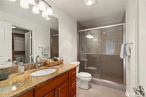 $798,000 | 3212 81st Place Southeast, Unit C301, Mercer Island, WA 98040