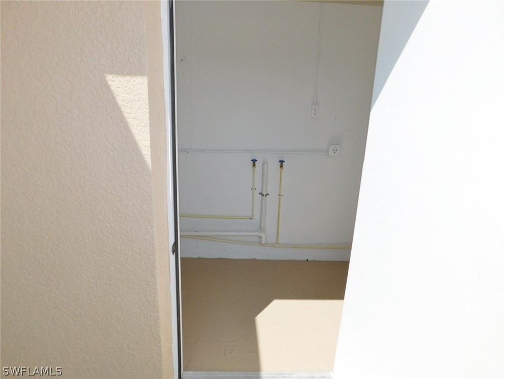 7277 Myrtle Road Fort Myers, FL 33967 - Photo 10 of 17 a bathroom with a sink