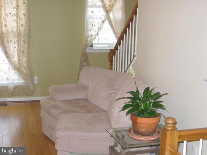 8309 Green Grass Road Laurel, MD 20724 - Photo 5 of 17 Living Room #3