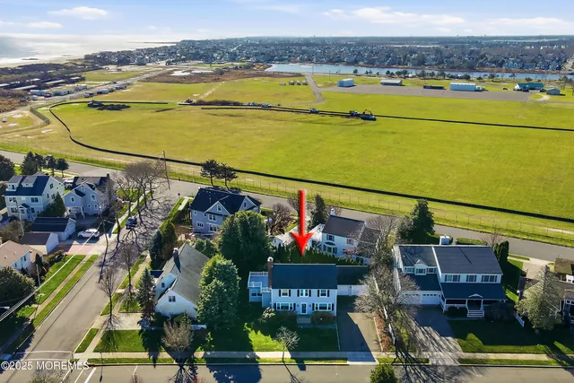 a picture of floor plan