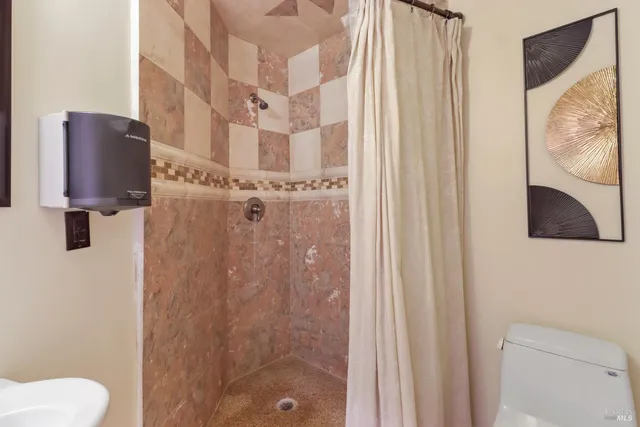 $1,550,000 | 3945 Joslin Lane, Vacaville, CA 95688