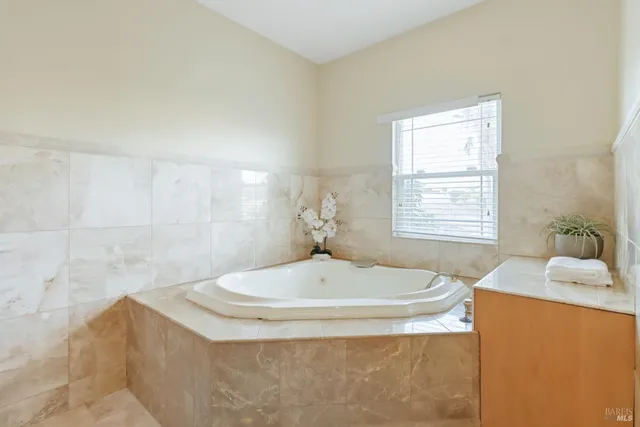 $1,550,000 | 3945 Joslin Lane, Vacaville, CA 95688