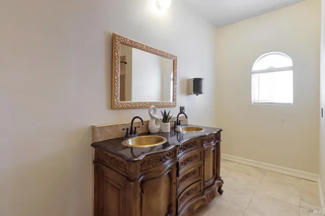 $1,550,000 | 3945 Joslin Lane, Vacaville, CA 95688