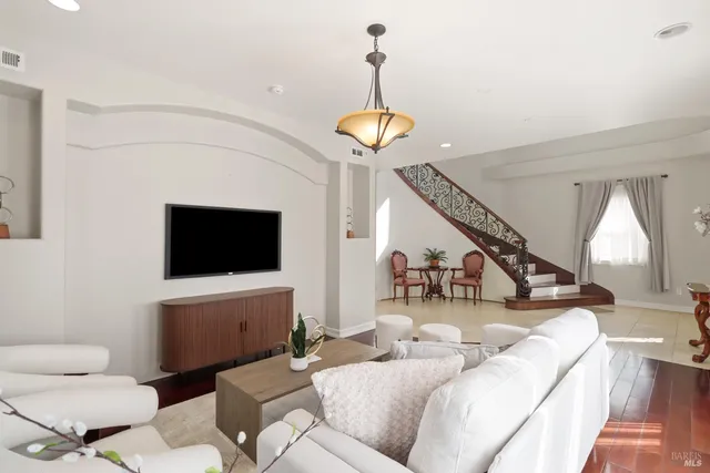 $1,550,000 | 3945 Joslin Lane, Vacaville, CA 95688