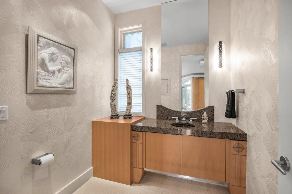 11465 Keystone Court Minnetonka, MN 55305 - Photo 16 of 57