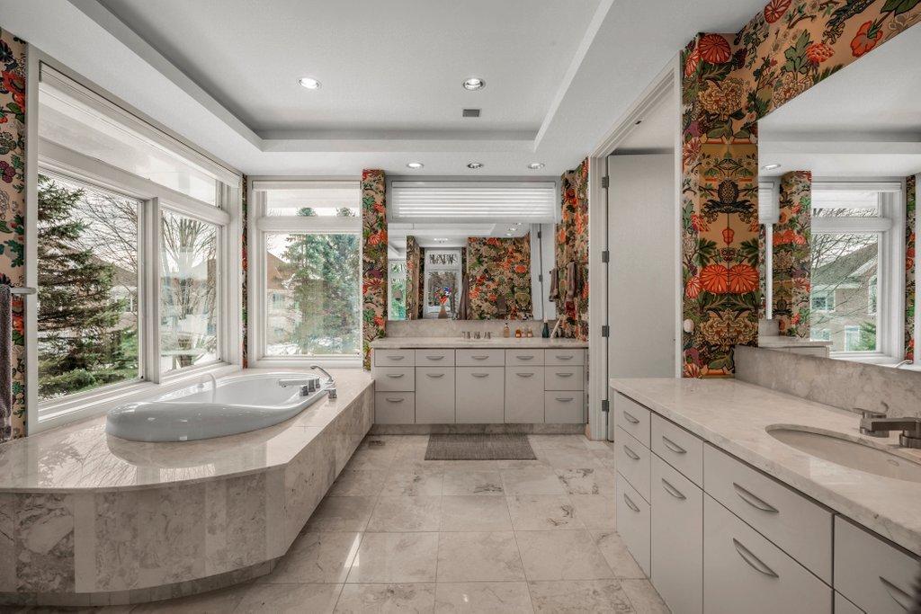 11465 Keystone Court Minnetonka, MN 55305 - Photo 23 of 57