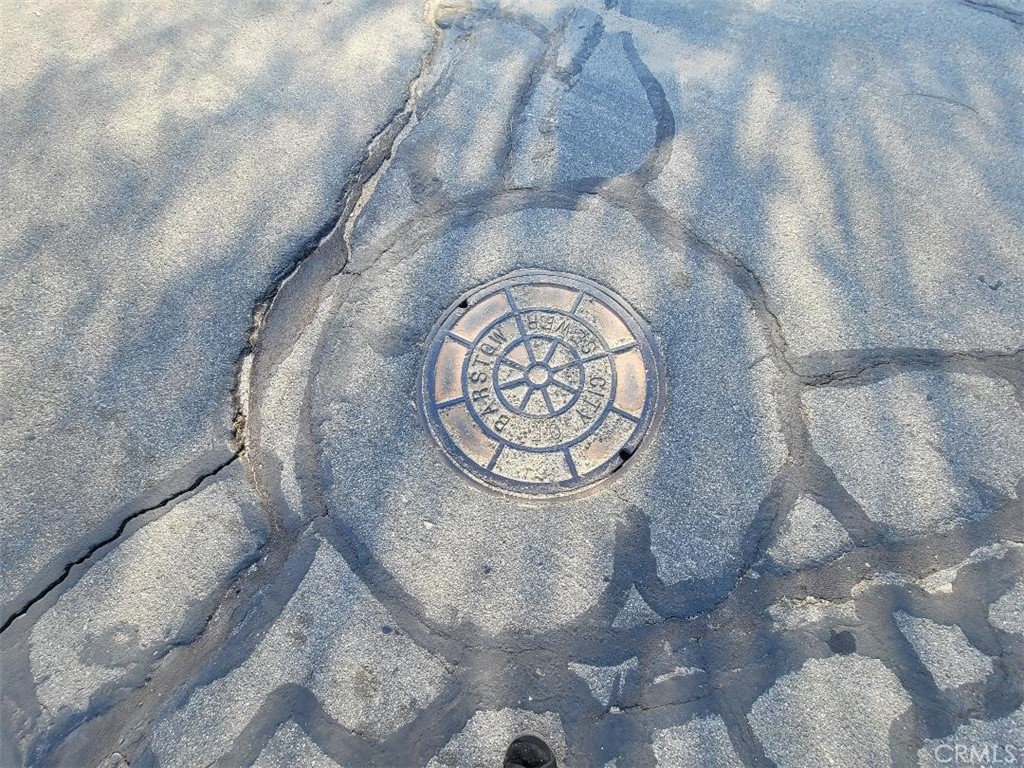 1519 Riverside Drive Barstow, CA 92311 - Photo 6 of 9