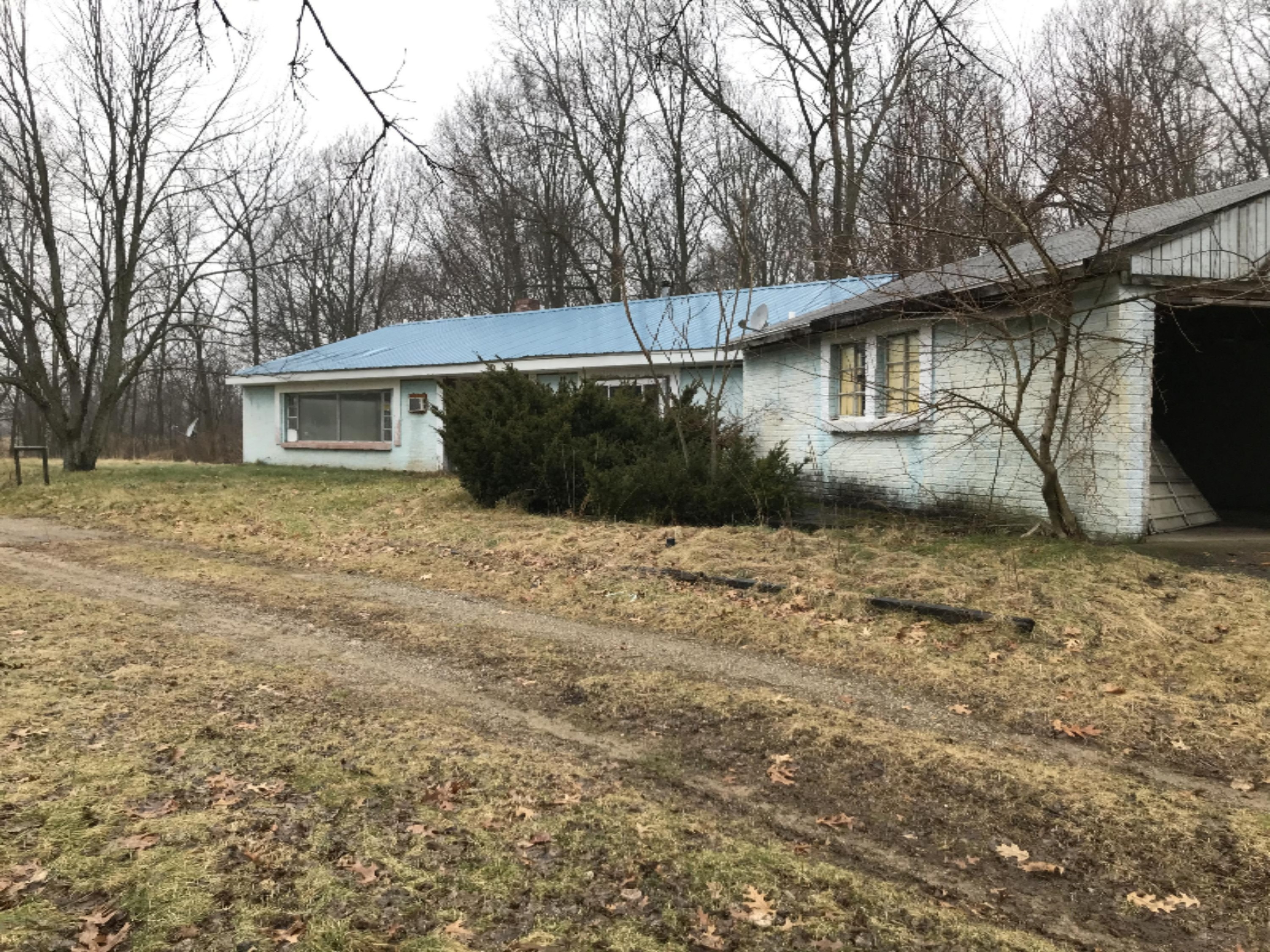 18532 East M 86 Three Rivers, MI 49093 - Photo 8 of 11 IMG-3221