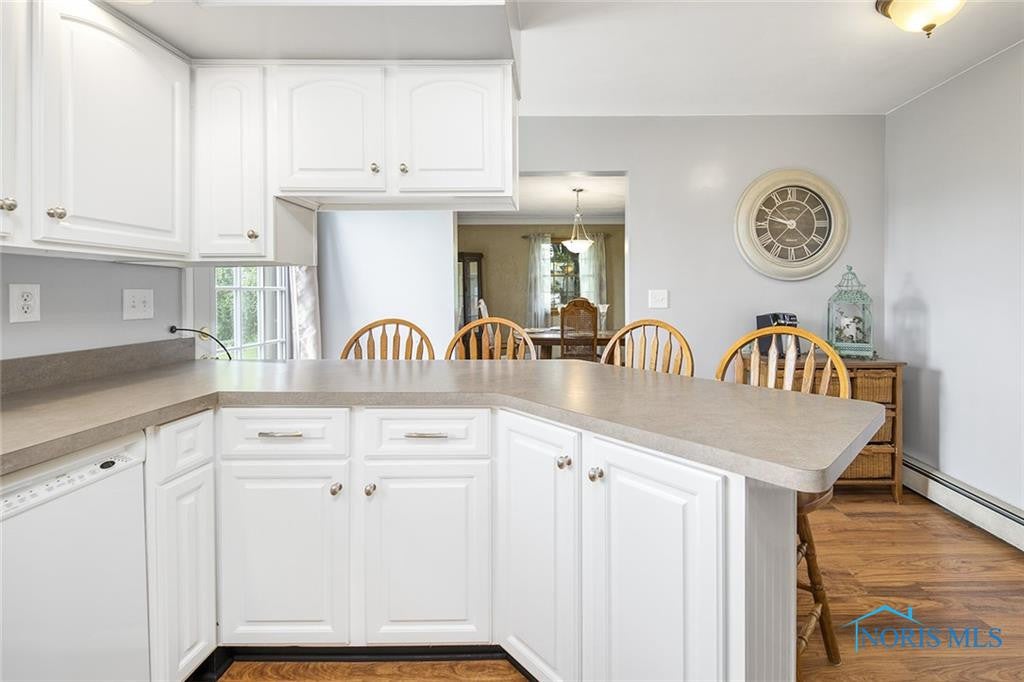 23084 Dunbridge Road Perrysburg, OH 43551 - Photo 17 of 49 Gallery Image 17