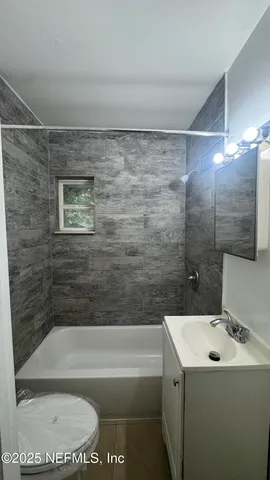 $1,100 | 1052 Maynard Street, Unit 1044, Jacksonville, FL 32208