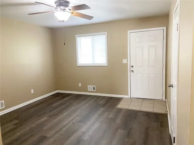 $210,000 | 2004-2006 South Hawthorne Avenue, Independence, MO 64052