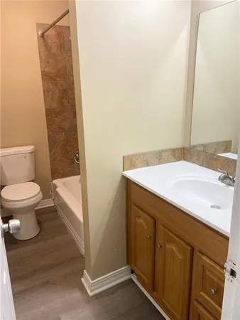 $200,000 | 2004-2006 South Hawthorne Avenue, Independence, MO 64052