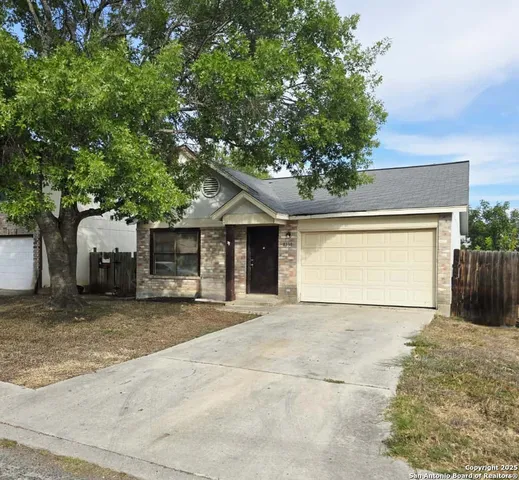 $1,300 | 8338 Longhorn Ridge Drive, Converse, TX 78109