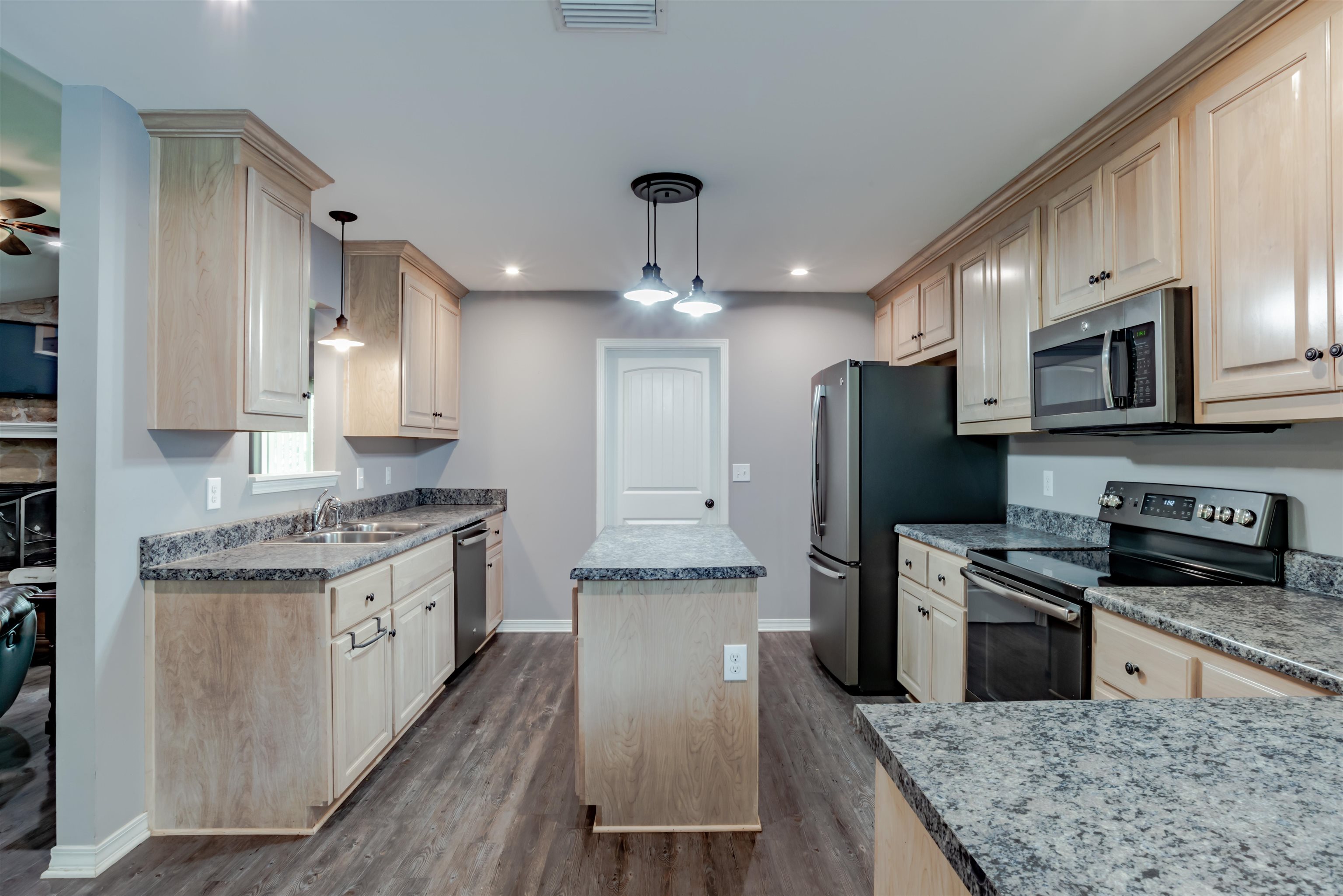 23171 Hazelwood Road Robertsdale, AL 36567 - Photo 19 of 36