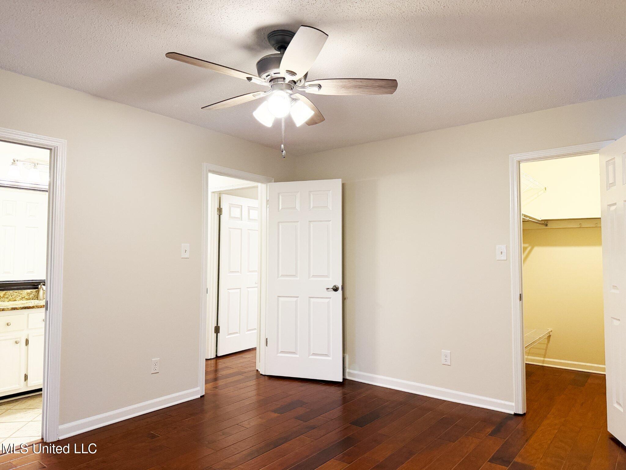 6650 Scenic Hollow Road Walls, MS 38680 - Photo 25 of 49 10_downstairs_bedroom