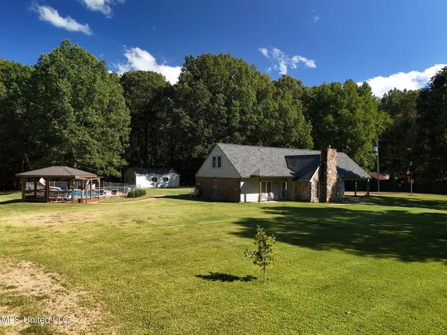 $375,000 | 6650 Scenic Hollow Road, Walls, MS 38680