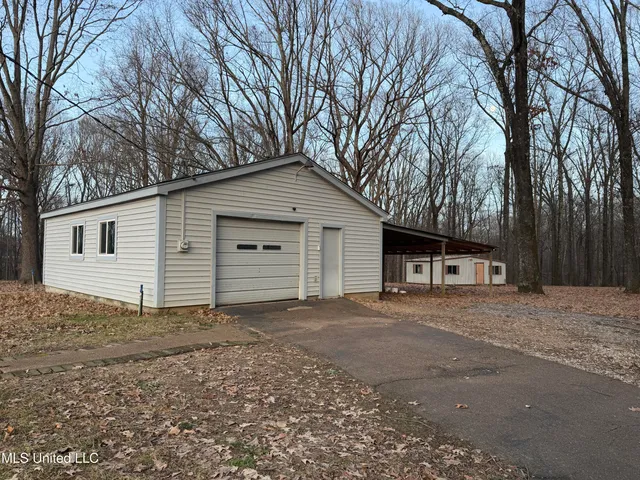 $375,000 | 6650 Scenic Hollow Road, Walls, MS 38680