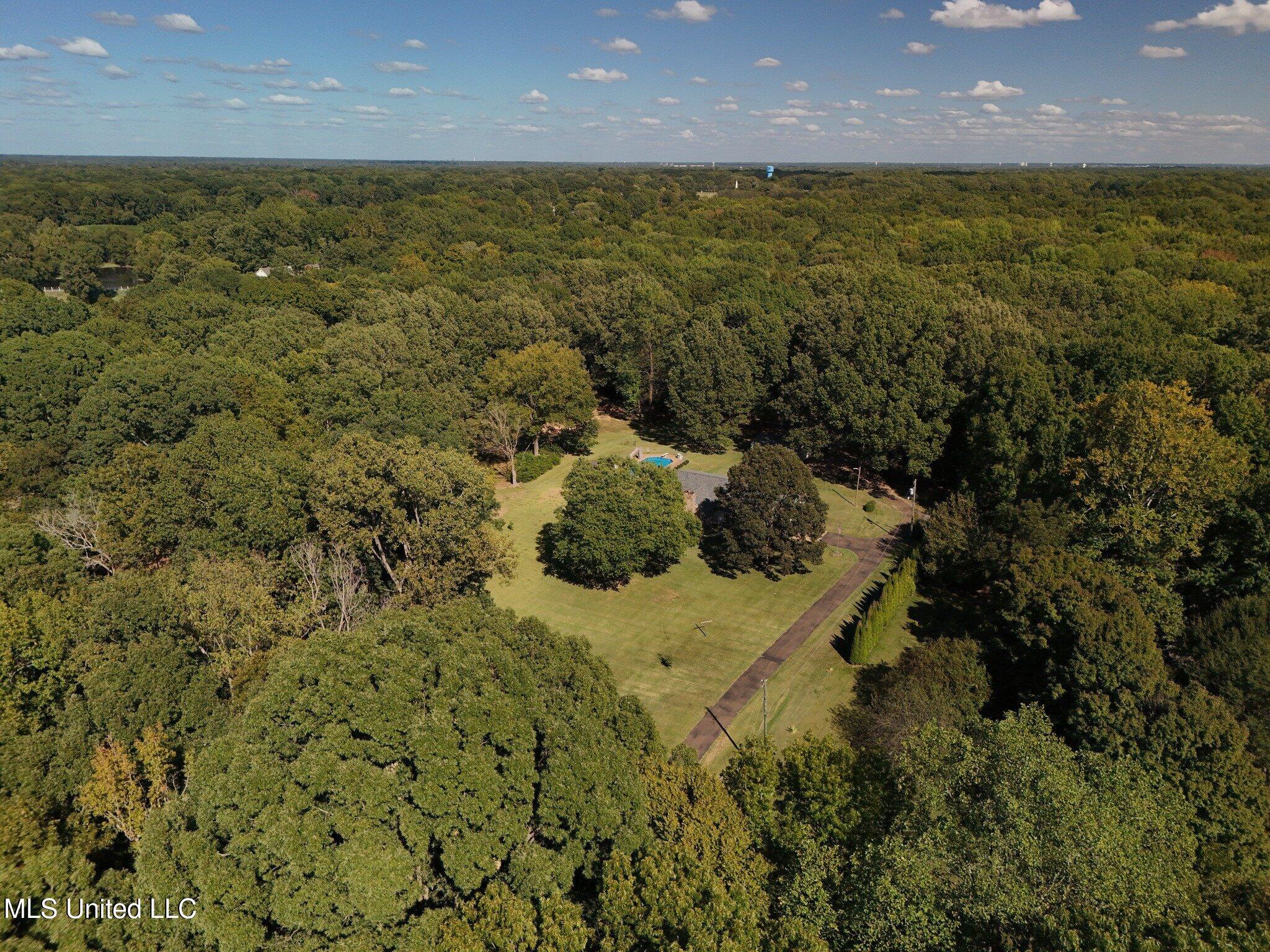 6650 Scenic Hollow Road Walls, MS 38680 - Photo 8 of 49 03_drone_aerial_overview