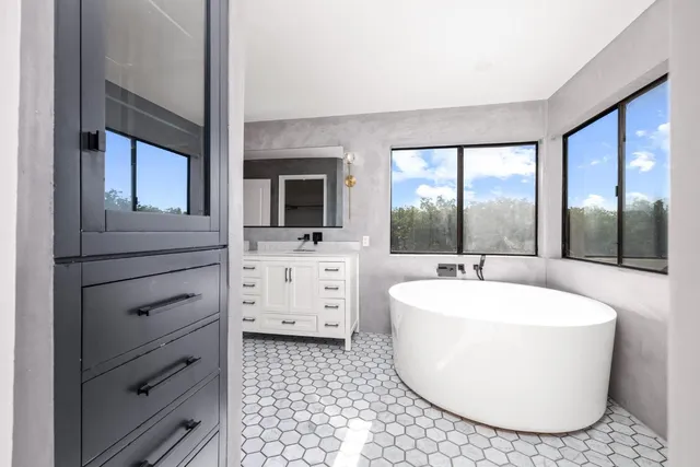 $1,149,000 | 29879 South Chrisman Road, Tracy, CA 95304