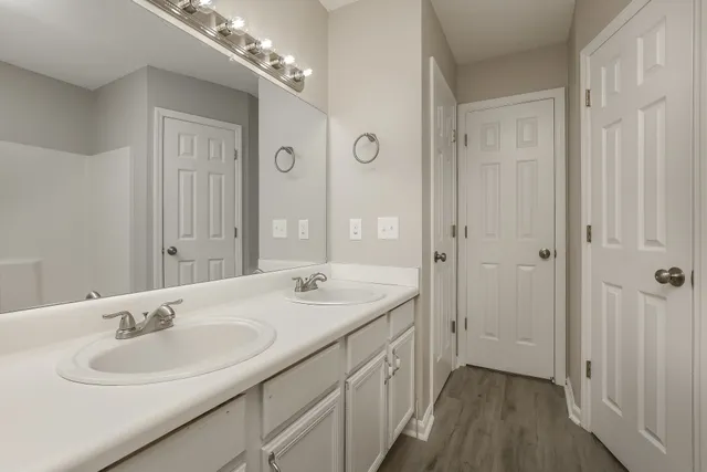 $1,810 | 703 Lou Gehrig Circle, La Vergne, TN 37086