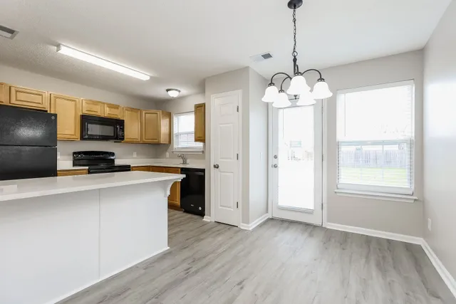 $1,810 | 703 Lou Gehrig Circle, La Vergne, TN 37086