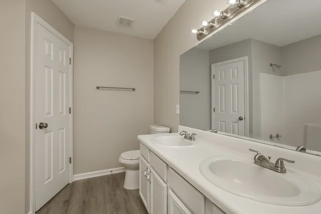 $1,810 | 703 Lou Gehrig Circle, La Vergne, TN 37086