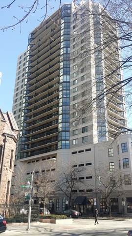 33 West Delaware Place, Unit 19A Chicago, IL 60610 - Photo 1 of 10