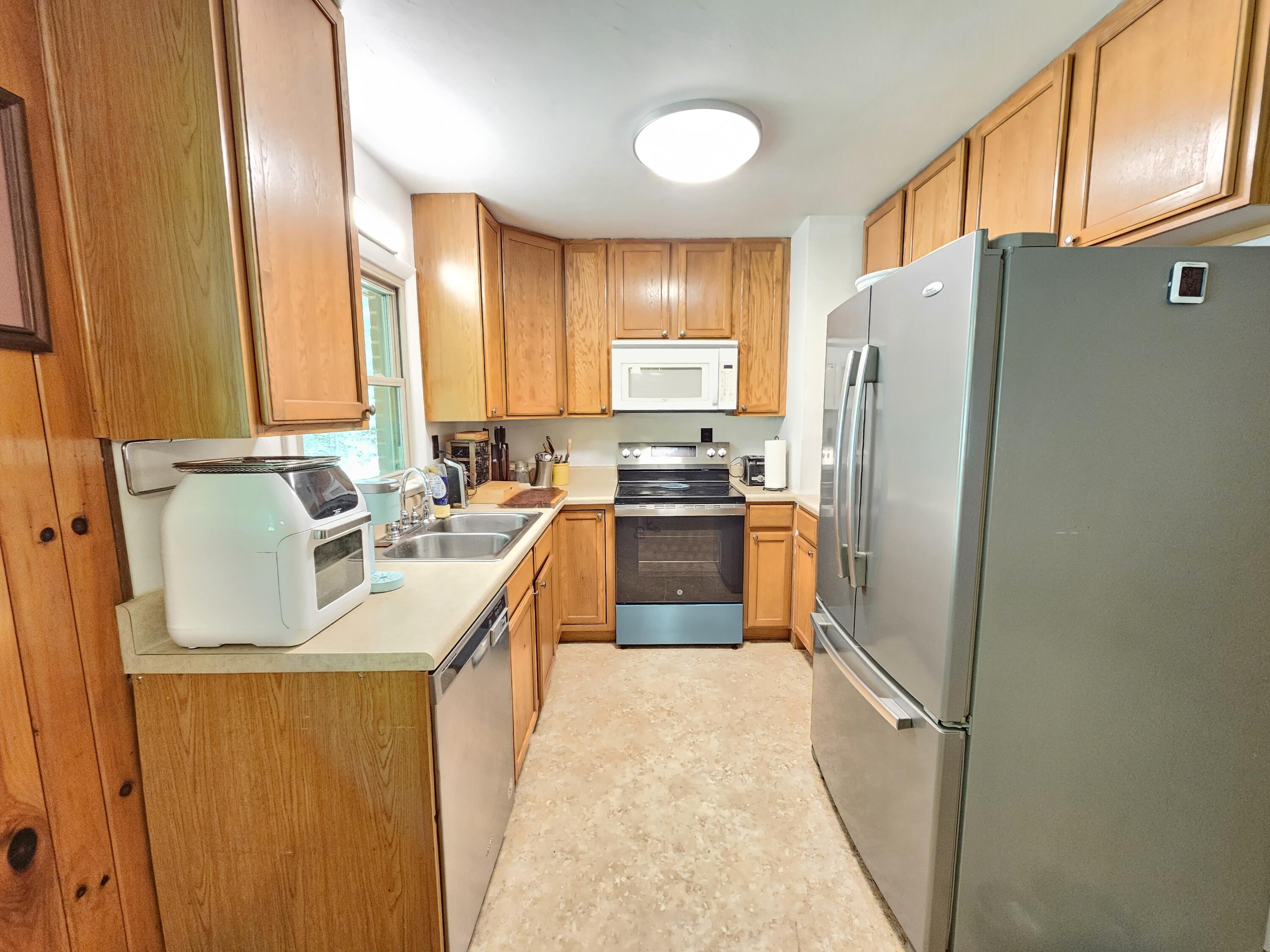 5283 Peaceful Valley Road New Castle, VA 24127 - Photo 10 of 29 Kitchen