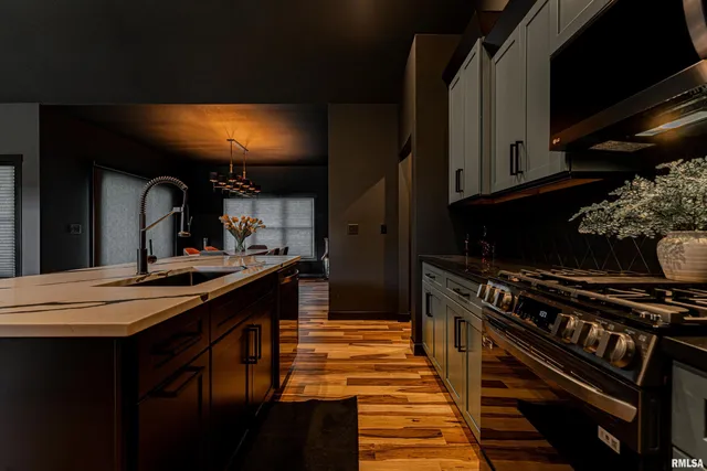 $650,000 | 1412 North Union Street, Lincoln, IL 62656