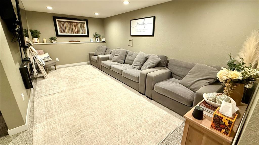 3405 Neighbor Road St. Joseph, MO 64506 - Photo 27 of 52