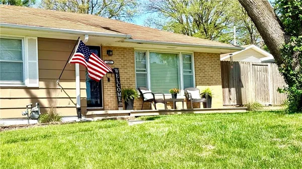 $259,900 | 3405 Neighbor Road, St. Joseph, MO 64506