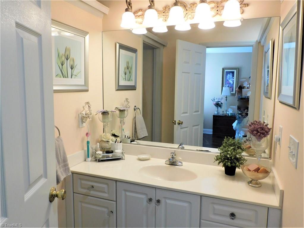 2456 Willard Road High Point, NC 27265 - Photo 22 of 38